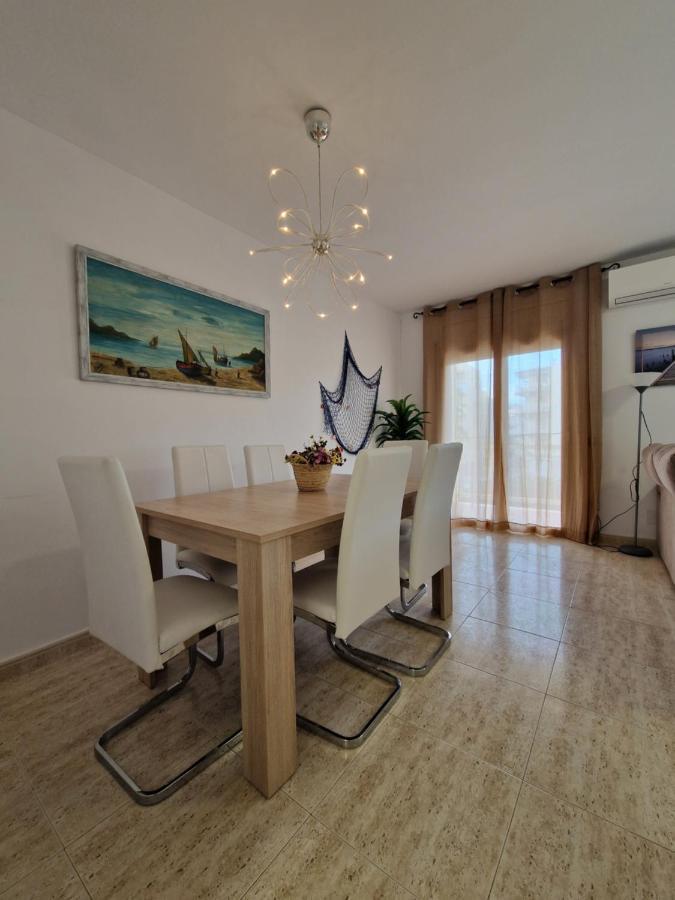 Beach Apartment Regueral カンブリルス エクステリア 写真