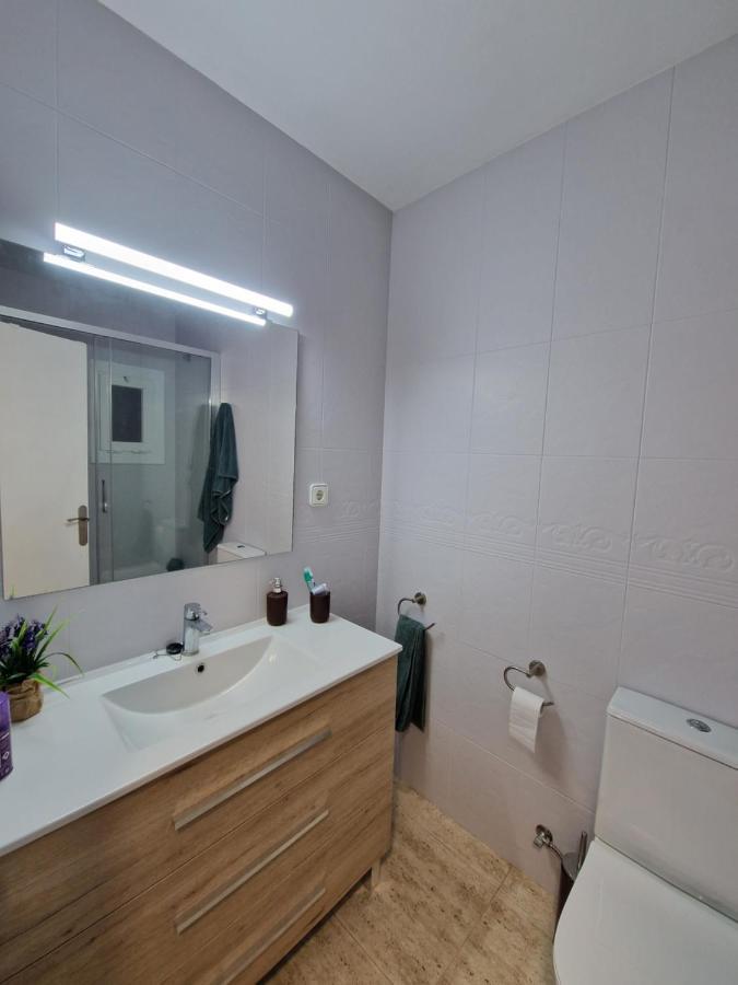 Beach Apartment Regueral カンブリルス エクステリア 写真
